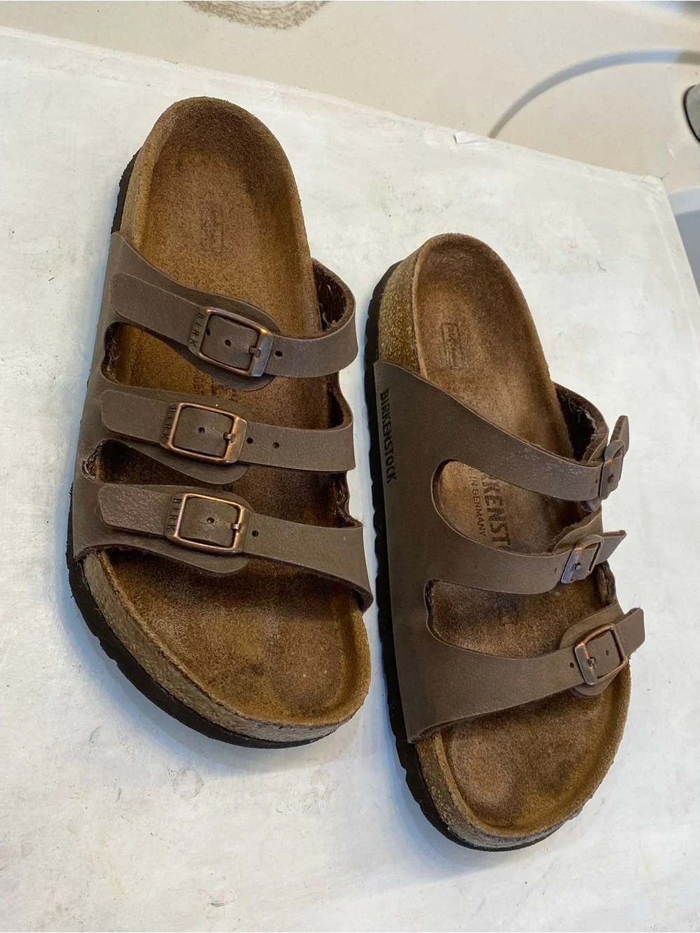 Birkenstock Florida Sandal Size 37, Ladies Size 6 US Men’s Size 4 good condition